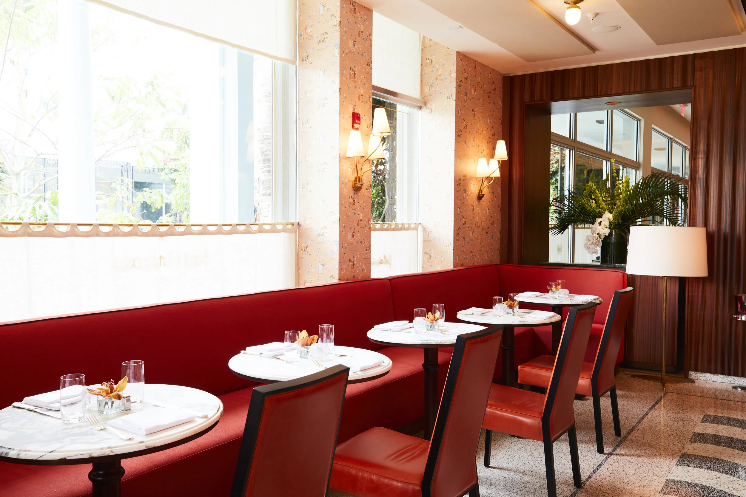 Chloe_Heath_Sant_Ambroeus_Palm_Beach_02.jpg