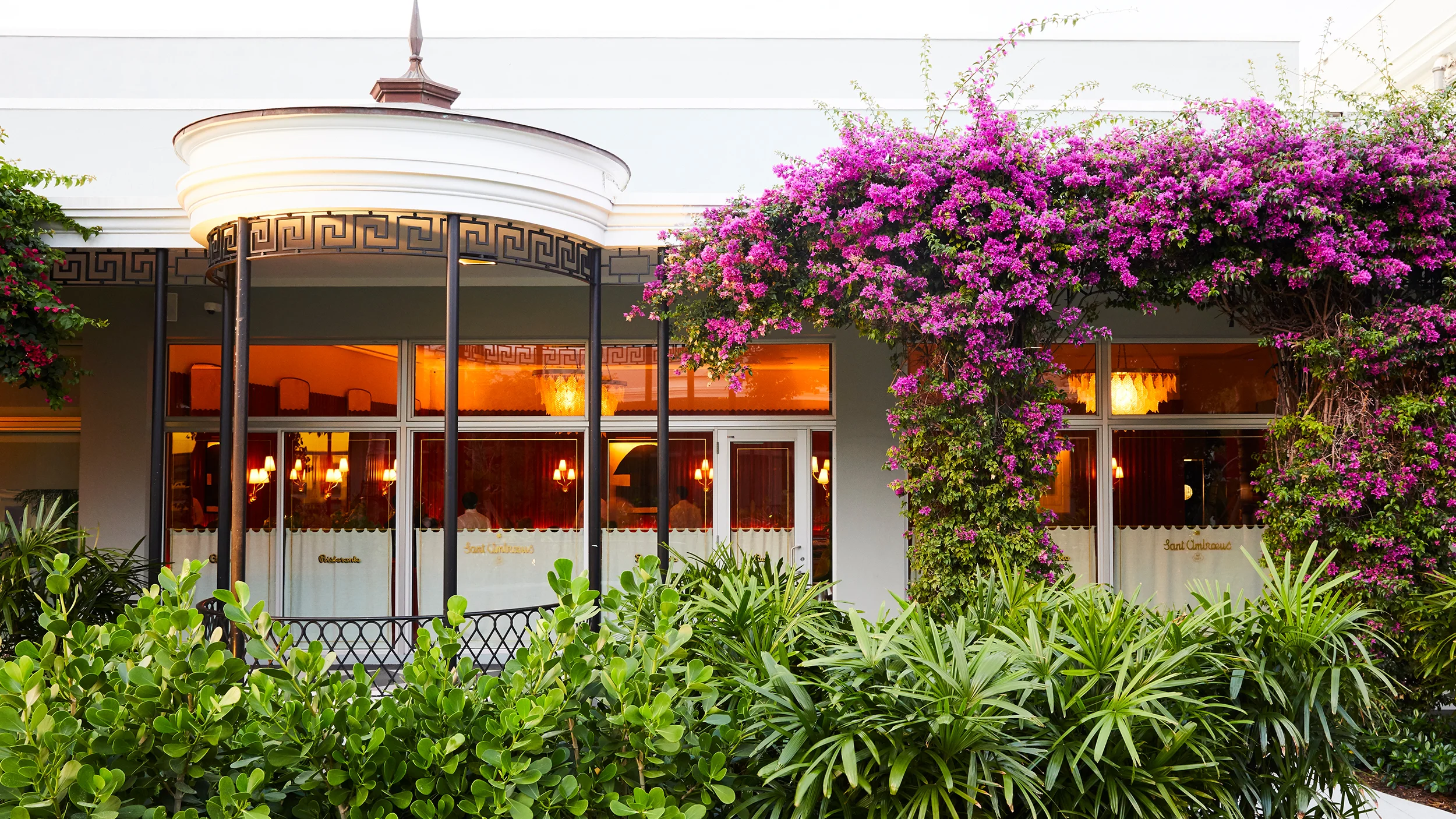 Chloe_Heath_Sant_Ambroeus_Palm_Beach_03.jpg