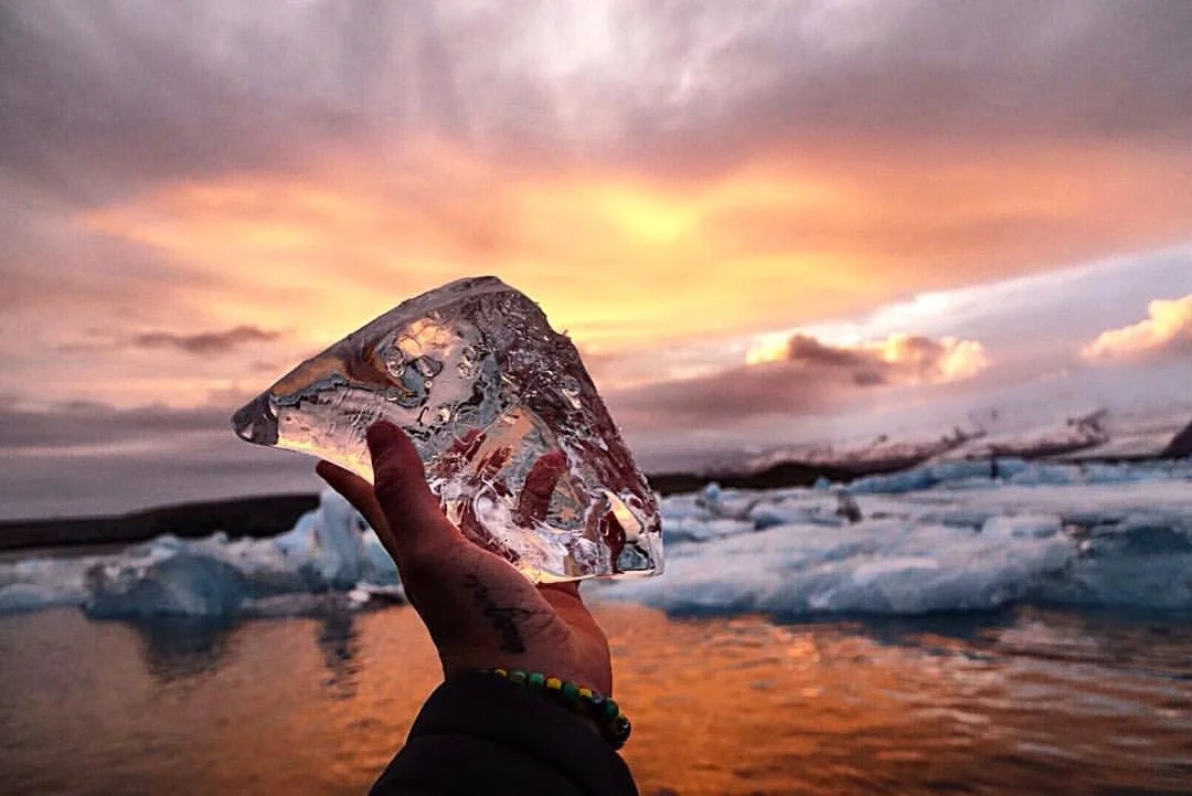 A First Timer's Travel Guide to Iceland 