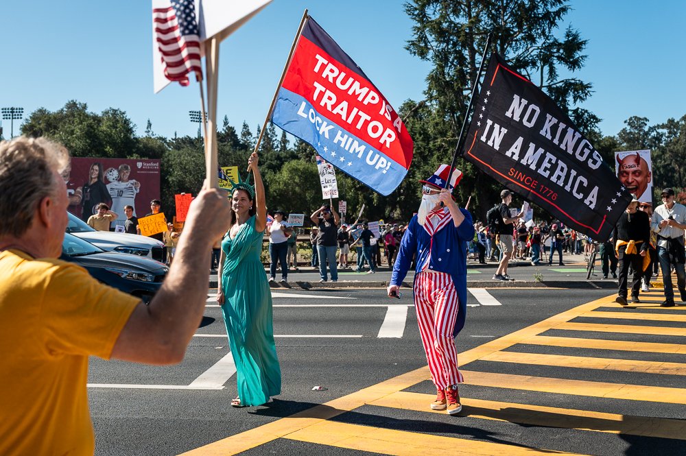 Palo Alto, 10/18/25: No Kings Protest #2