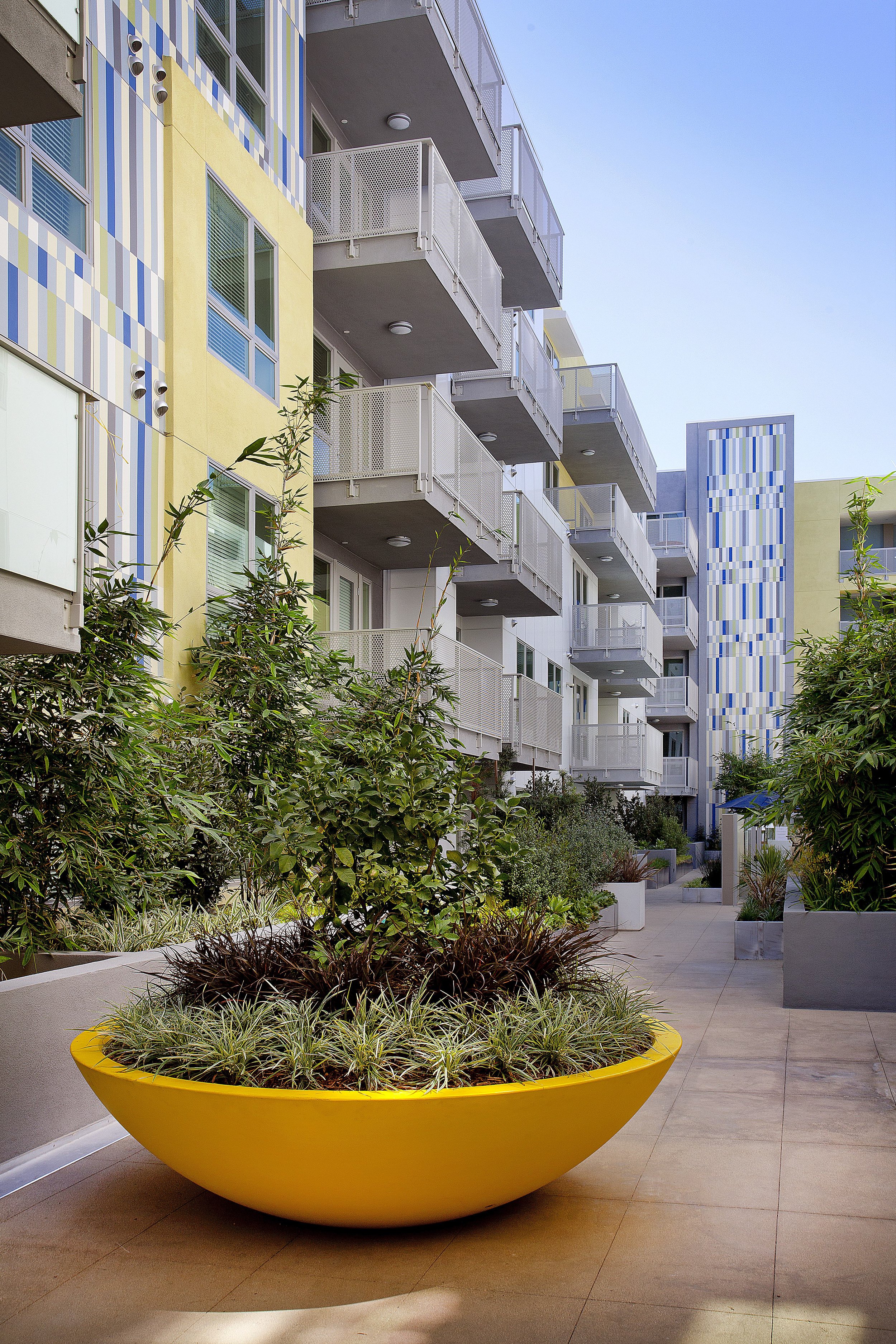 003_HesbyCourtyard01.jpg