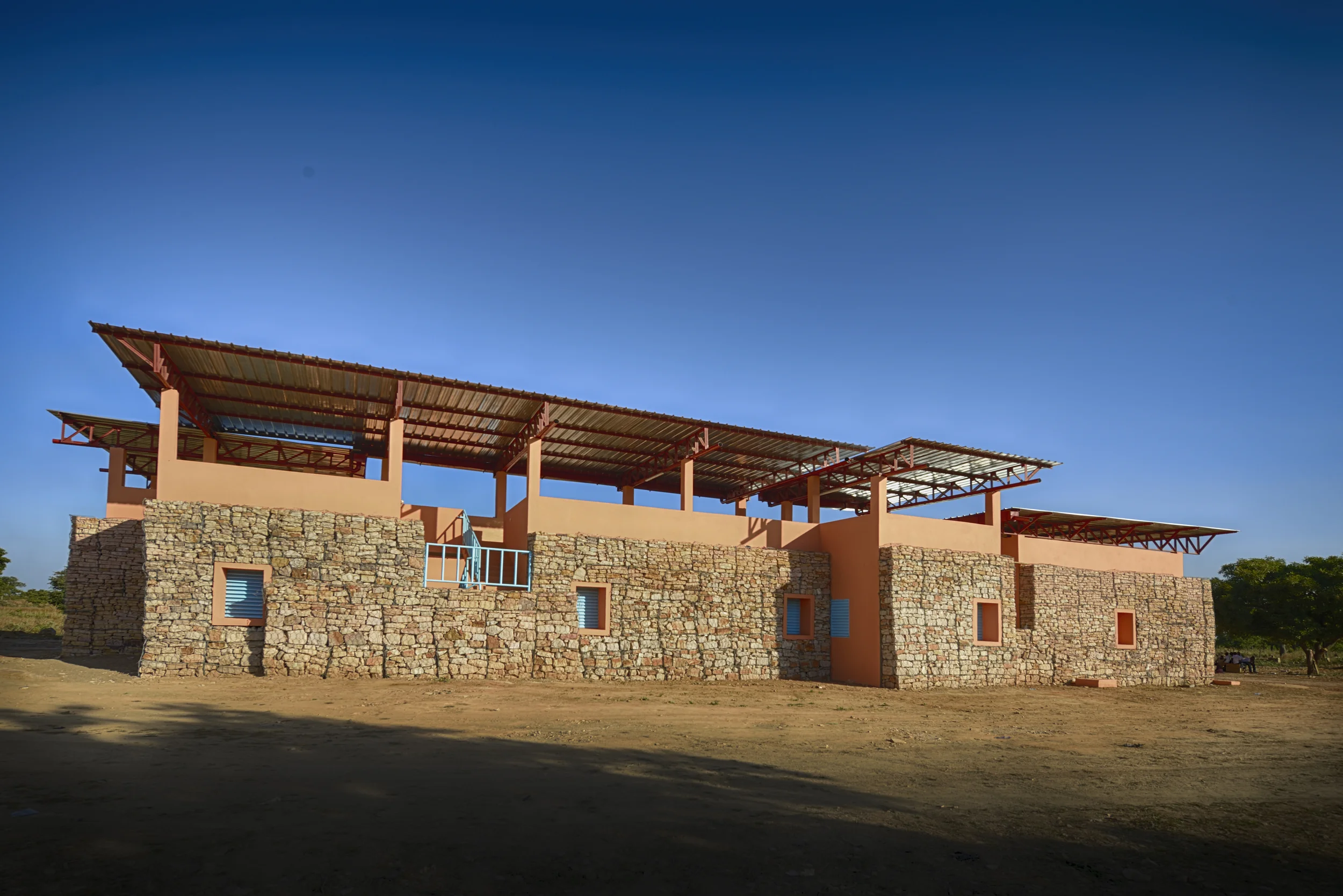F8architecture_Orphelinat_VanjaBjelobaba_façadeOuest2.jpg