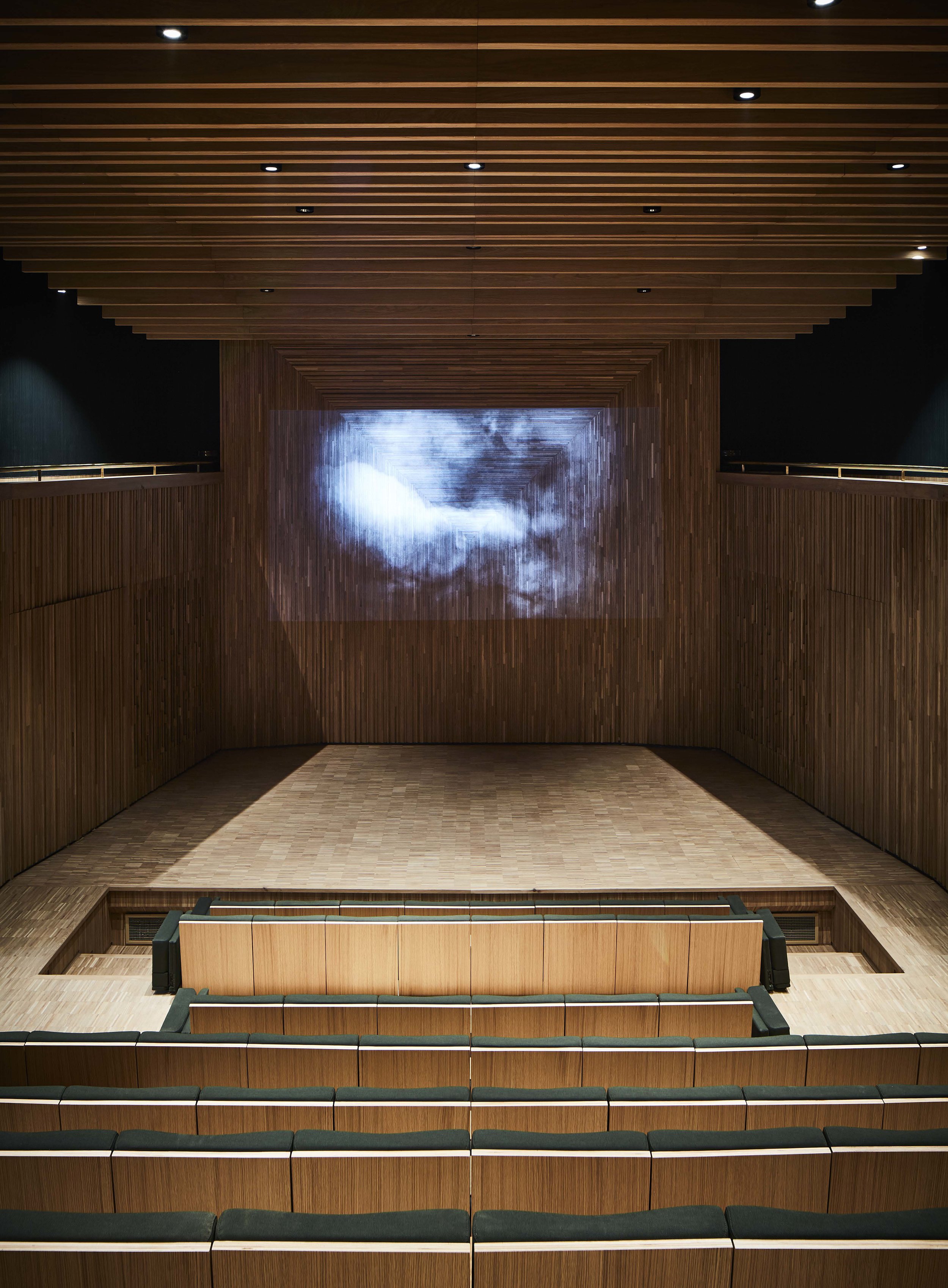 STUDIO KO-MYSLM-27-AUDITORIUM SCENE-BD.jpg