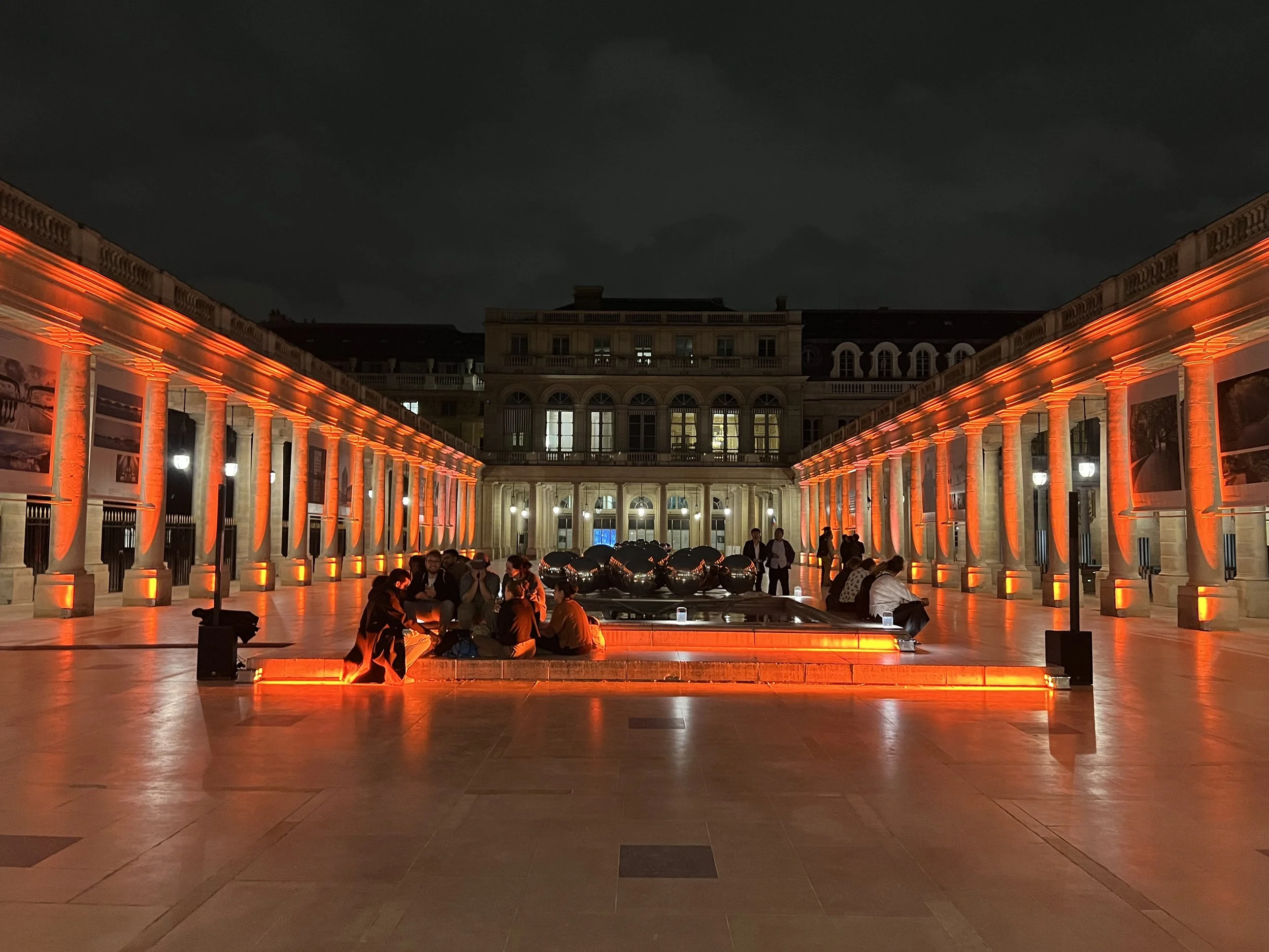 ....Le Grand Prix AFEX 2023 s'expose au domaine national du Palais-Royal du 13/10 au 10/12..The AFEX 2023 Grand Prix on display at Paris Palais-Royal from 10/13 to 12/10....