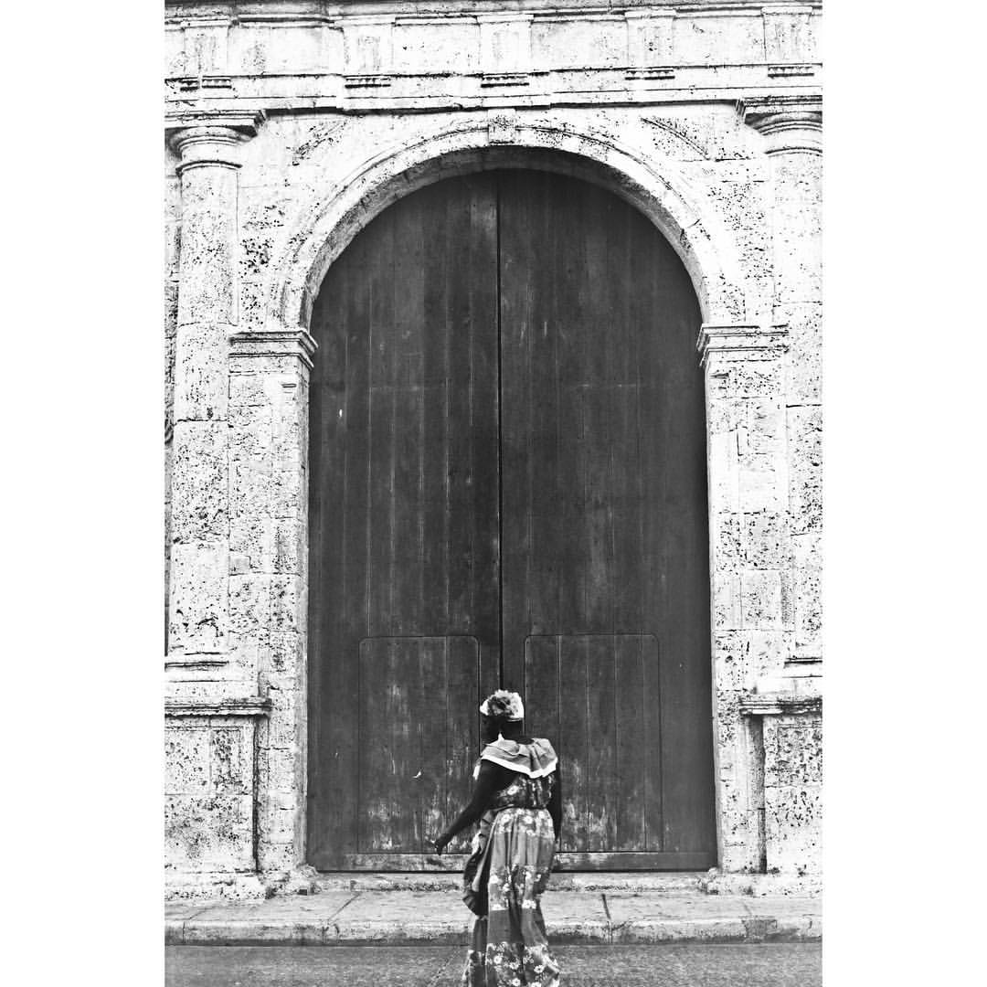 palenque-1-architecture-35mm-filmisnotdead-film-35mmfilm-editorial-photojournalism-reportage-blackandwhite-blackandwhitefilm-documentary-cartagena-arquitectura-travel_26107256613_o.jpg