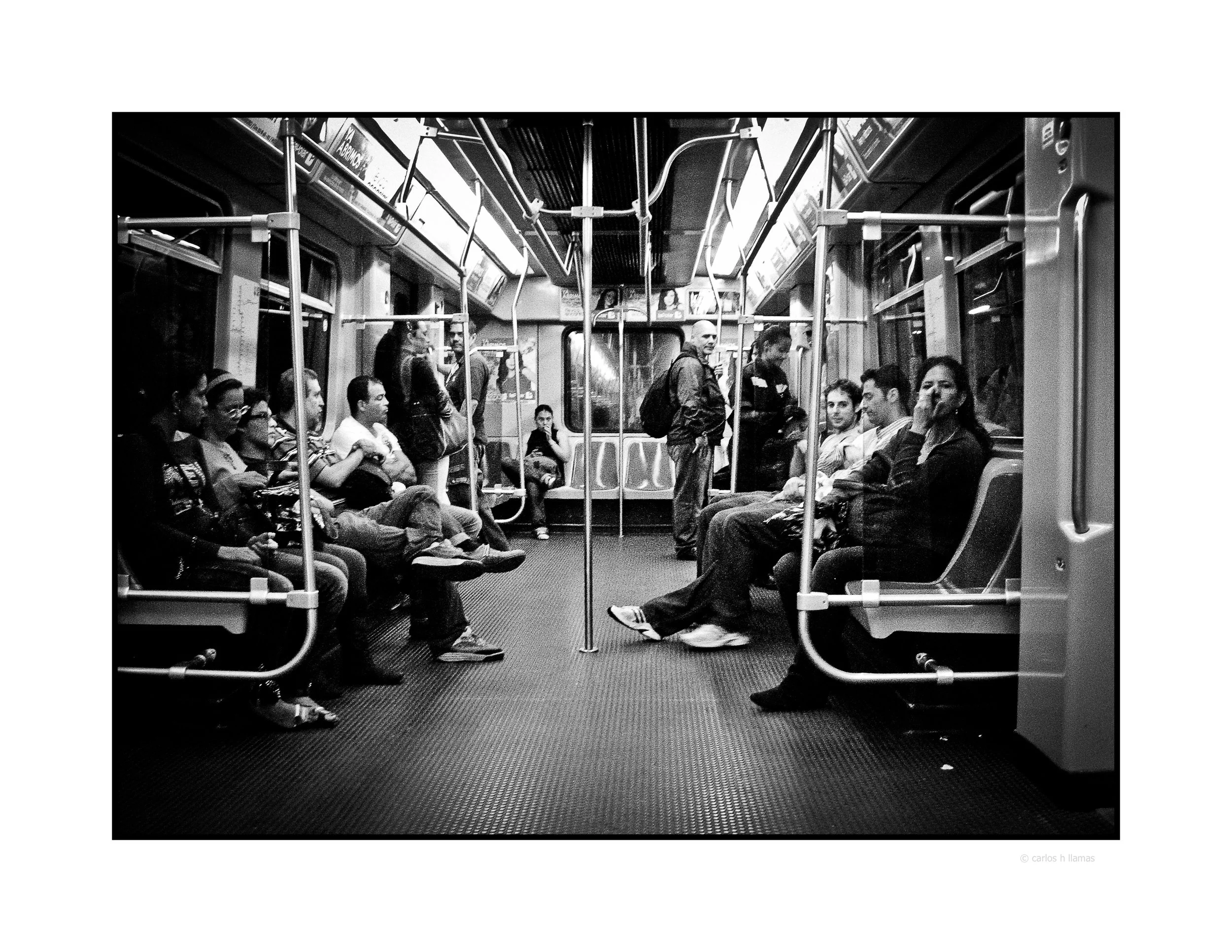 una-noche-en-el-metro_11310826296_o.jpg