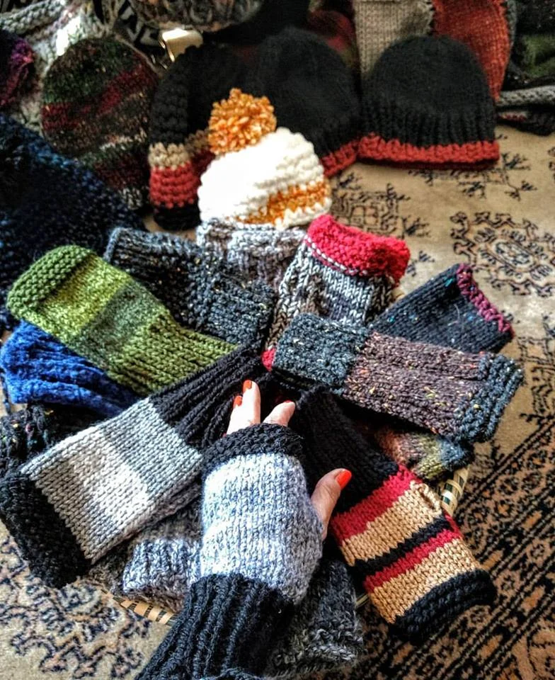 fingerless glovies