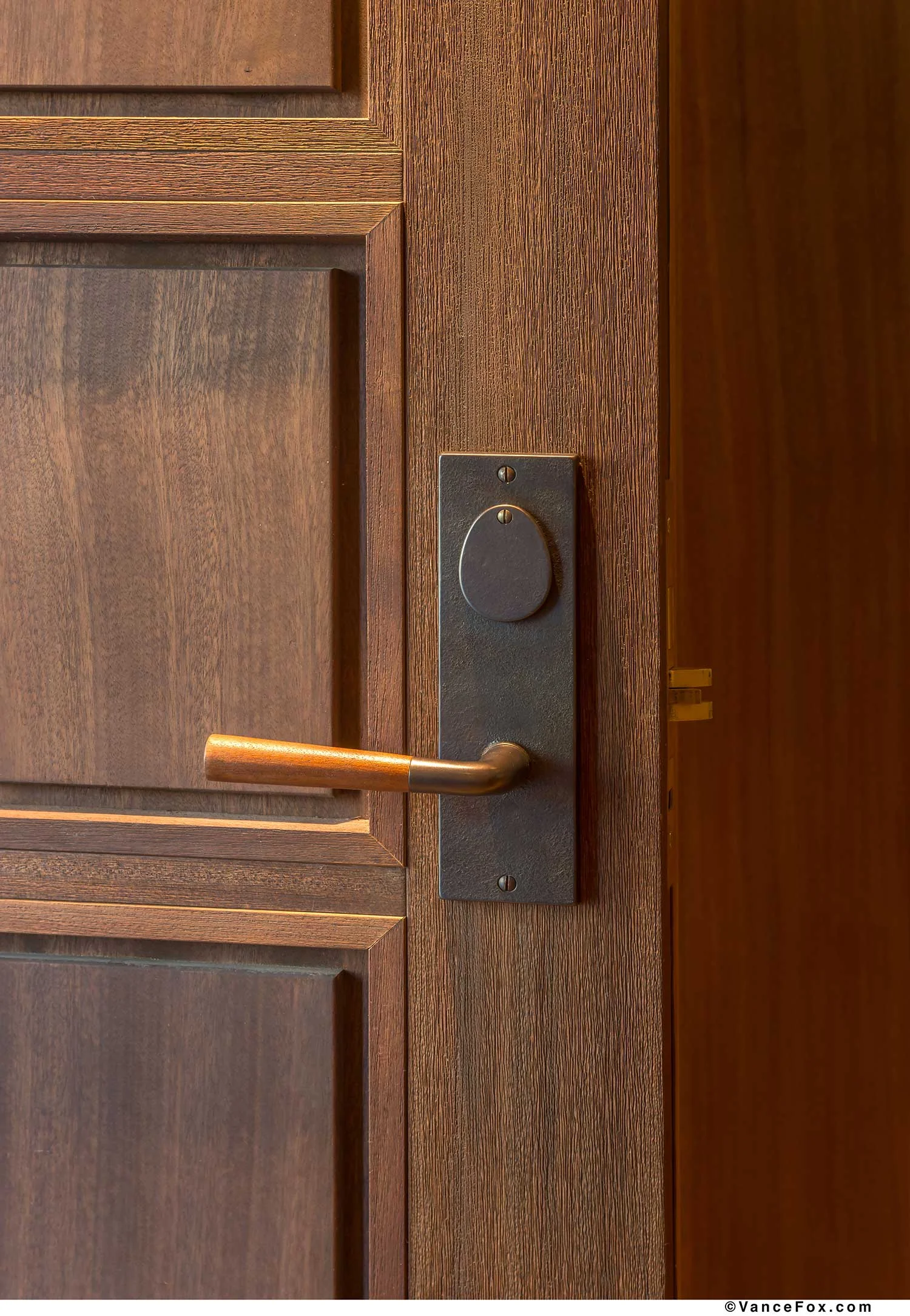 Contemporary Collection CS-953 with L-200 Lever . Shown in W2 Finish .