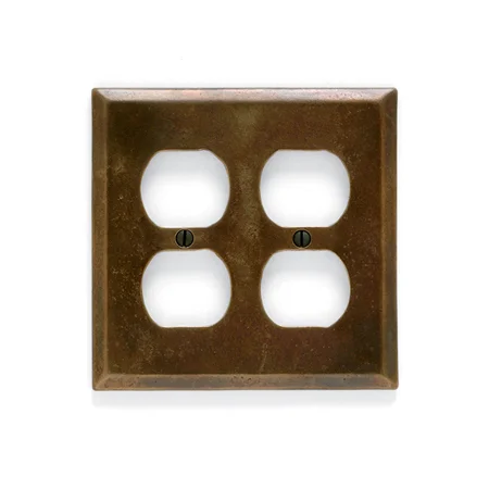 EC-202 2-Gang Outlet Cover