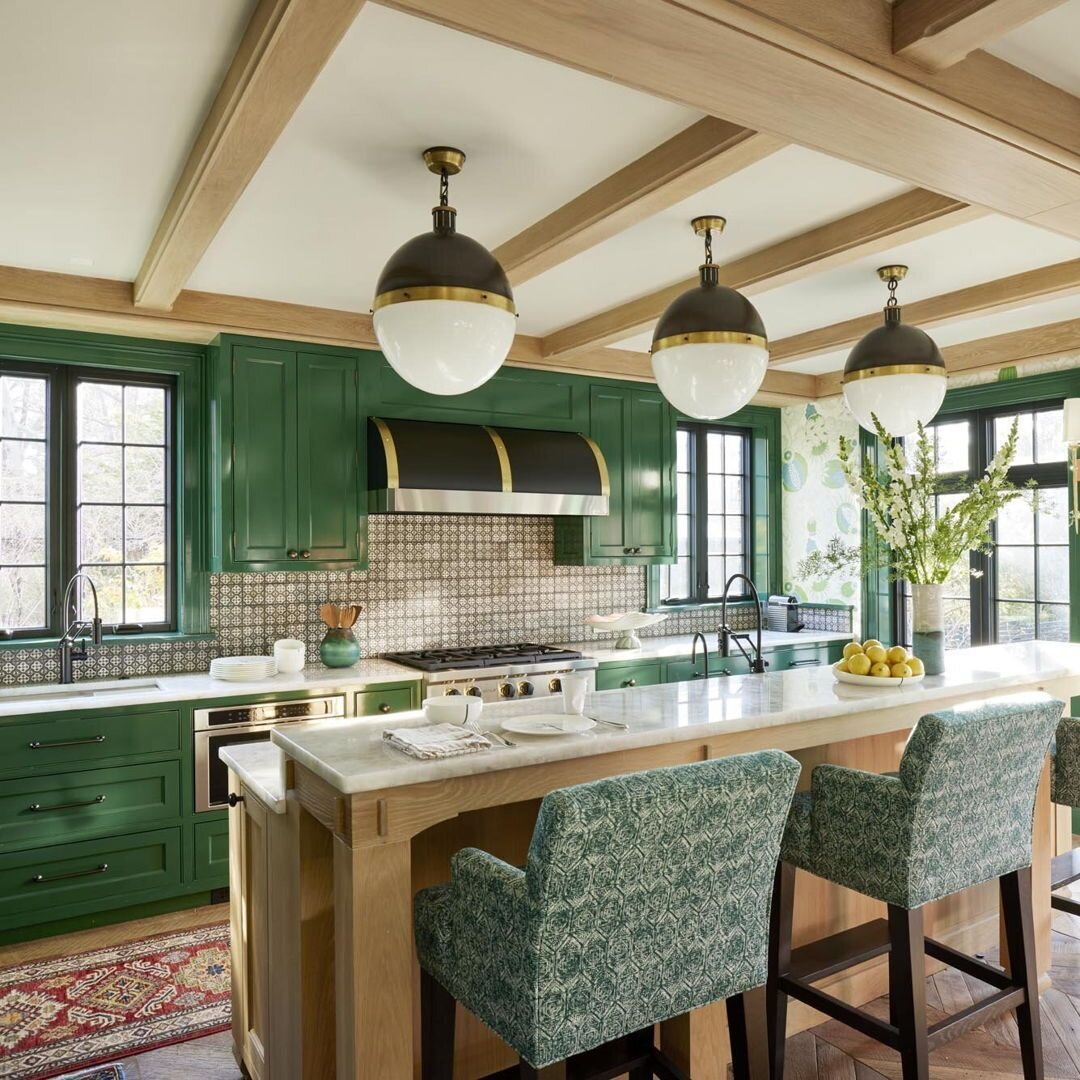 Project // 1930's Tudor featuring hardware from Sun Valley Bronze. 

Interiors // Kati Curtis 
Architecture // Art Architects
Photographer // Thomas Loof

#sunvalleybronze #sunvalleybronzehardware #bronzehardware #architecturalhardware  #cabinethardw