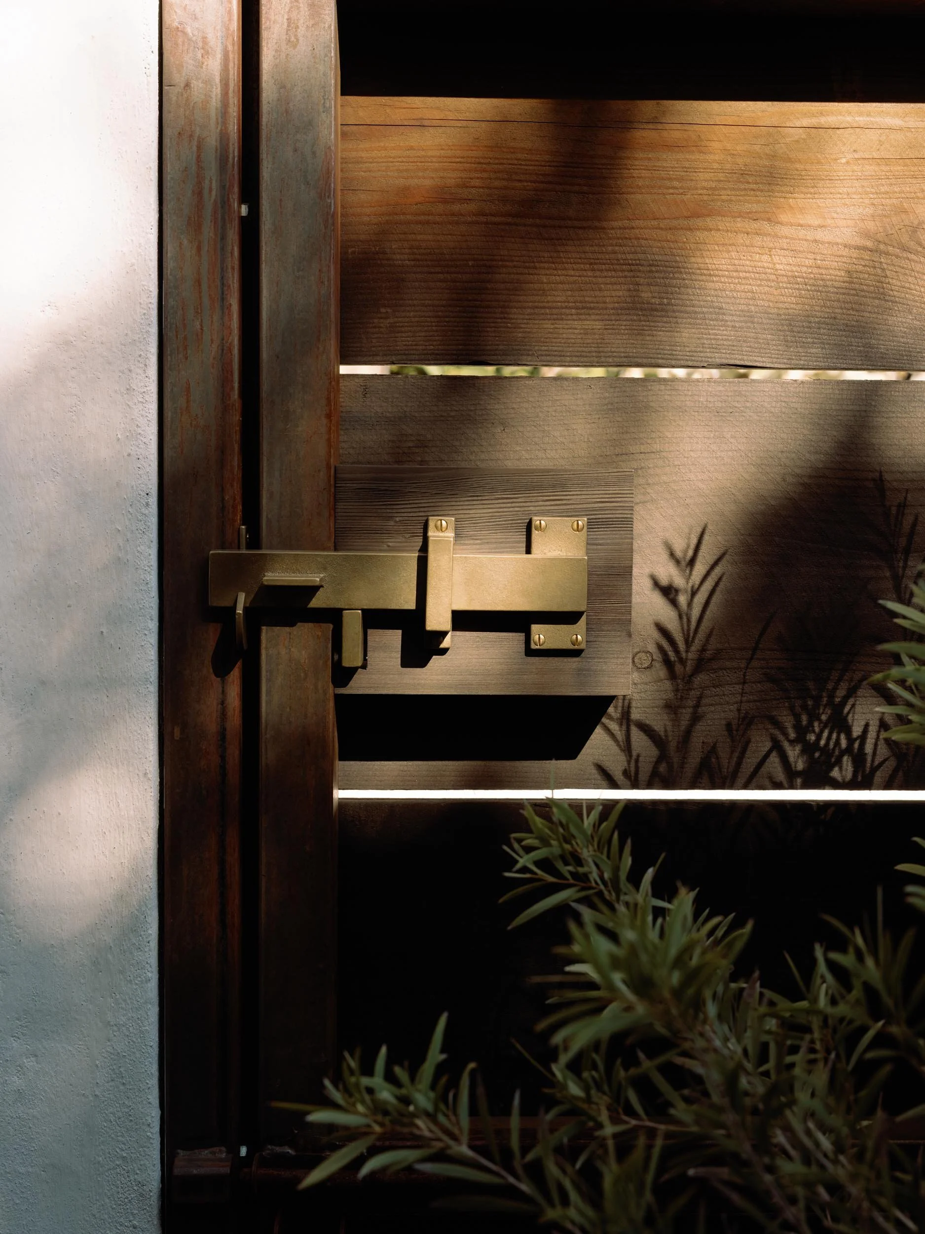   Collaboration // Orca Gate Latch  