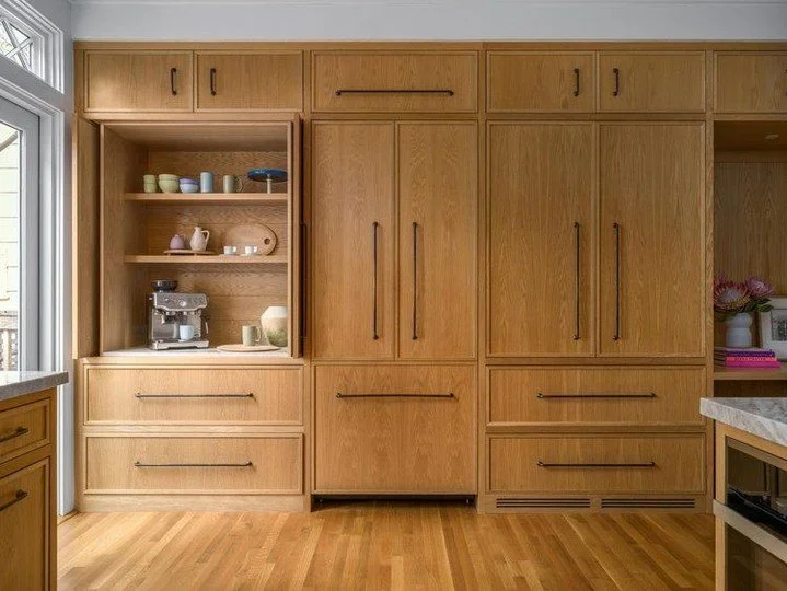 FEATURED PROJECT // San Francisco Tudor

Design // Leo Cesareo Design &amp; Kirley Architects 
Construction // Jetton Construction
Photography // Christopher Stark Photography

#sunvalleybronze #sunvalleybronzehardware #cabinethardware #appliancepull