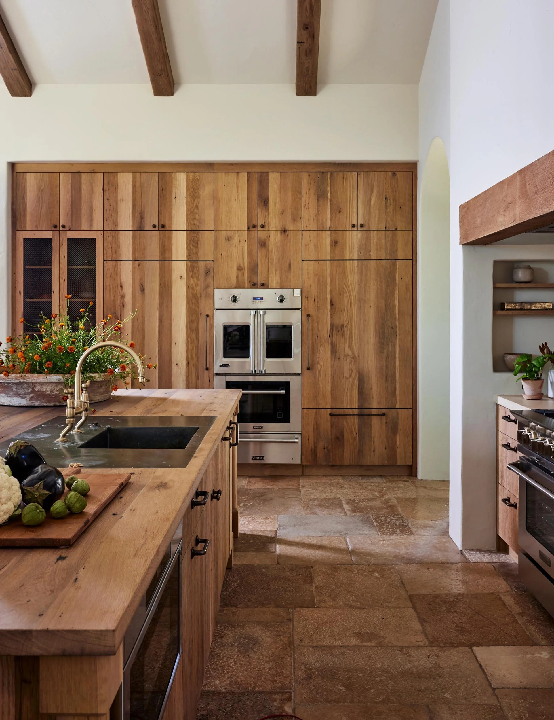   Project // Los Altos Hills   Kitchen Cabinet Pulls from Sun Valley Bronze  Photography // John Merkl —  @johnmerkl   
