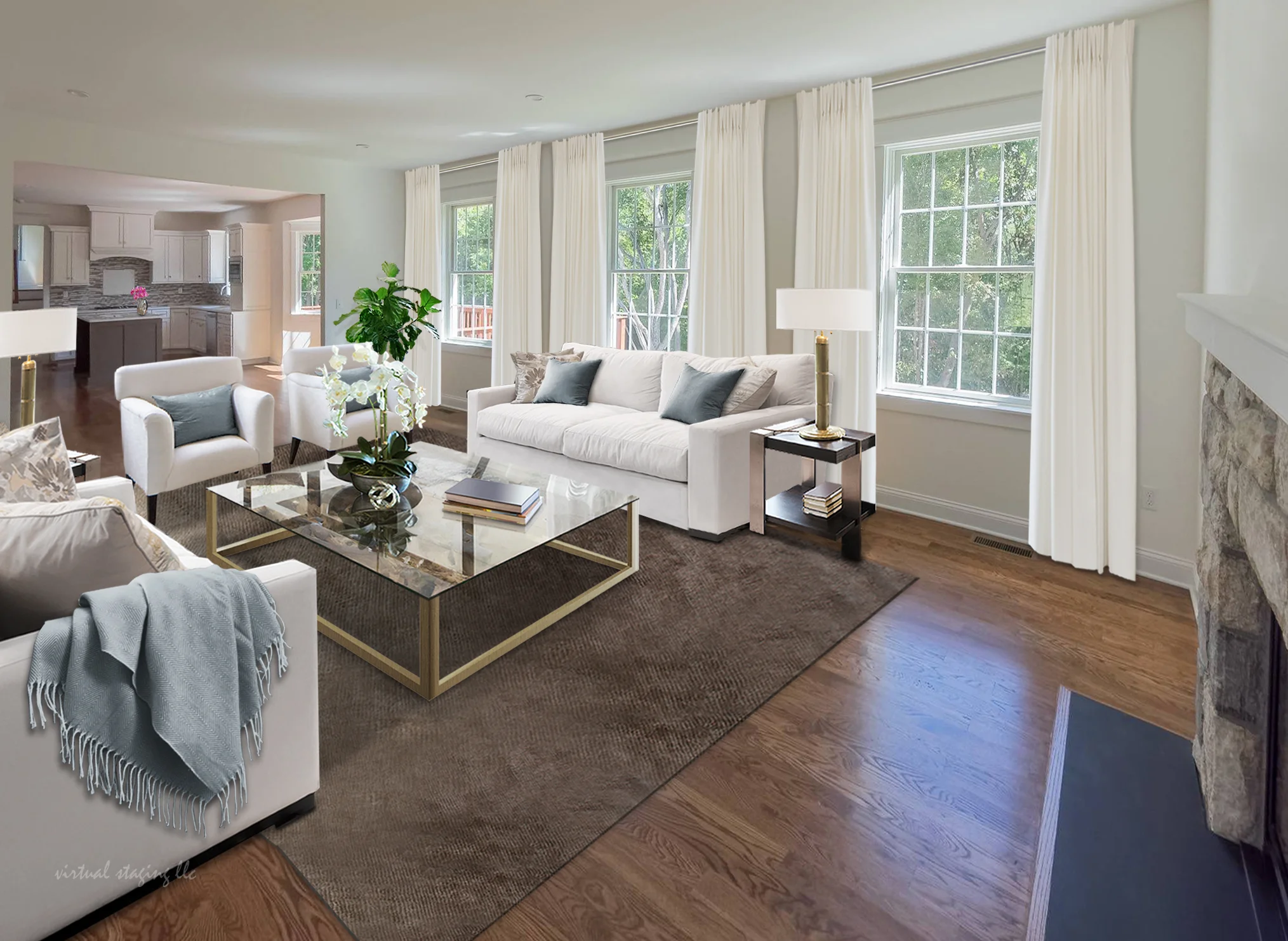 14 Laura Lane - Family Room.jpg