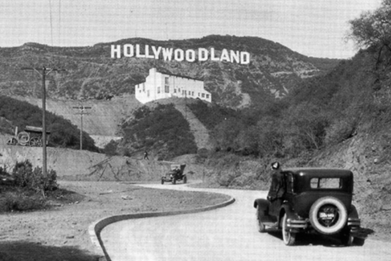 Noir City Film Noir Hollywoodland Sign.jpg