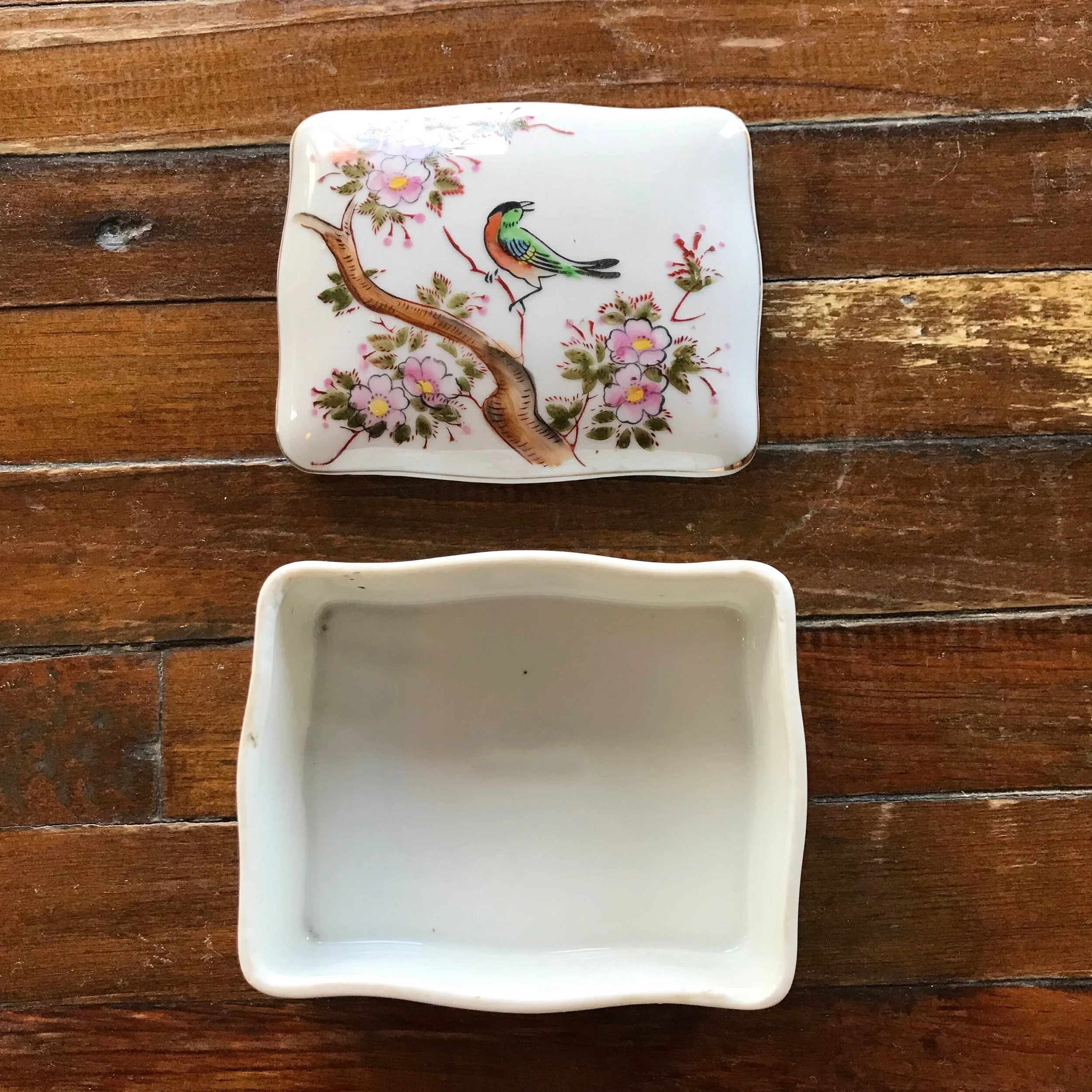 DC6898D0-4DD5-421E-9567-73E633A30EC3