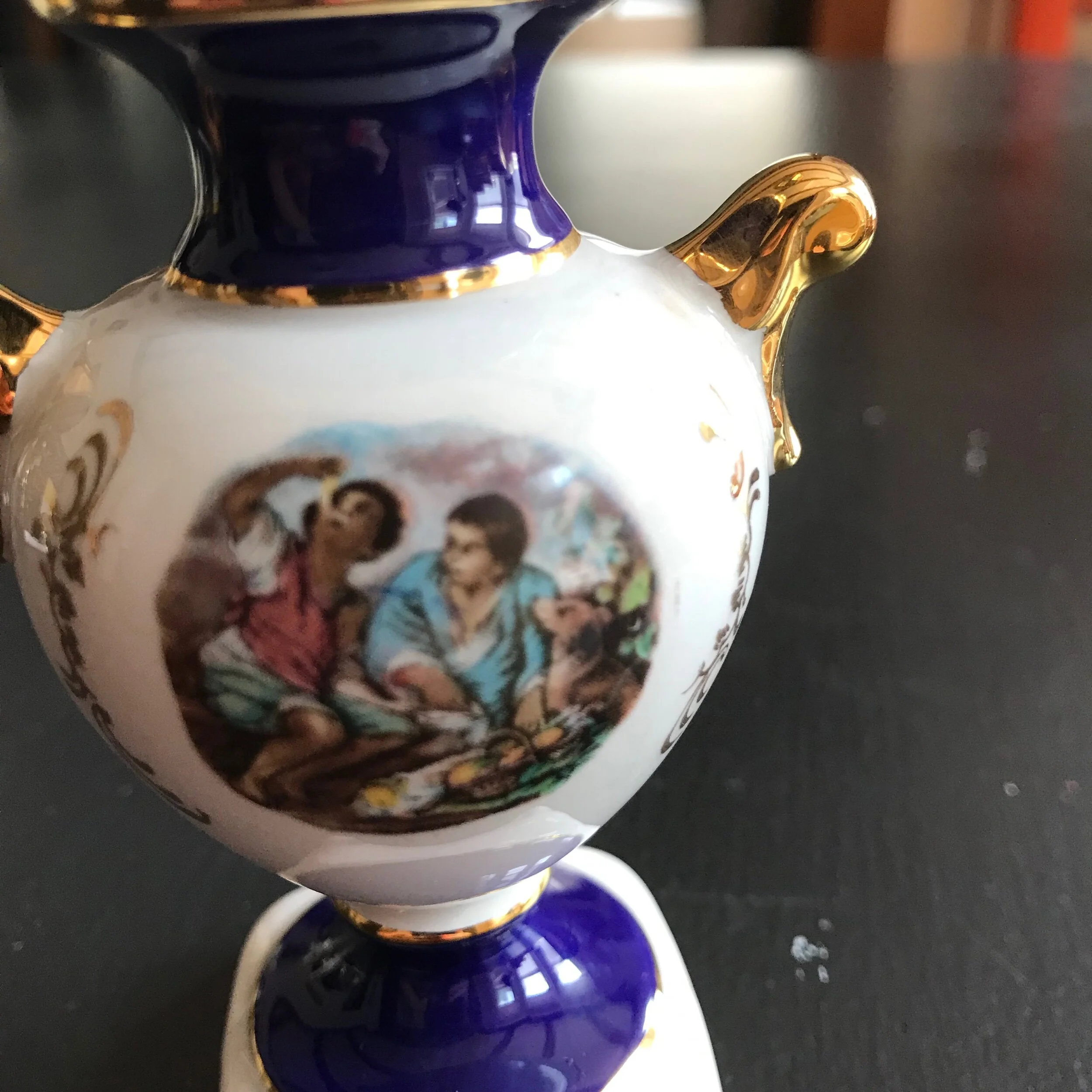 4A610D9C-F3E8-40A7-93C5-C59BA4E0B782