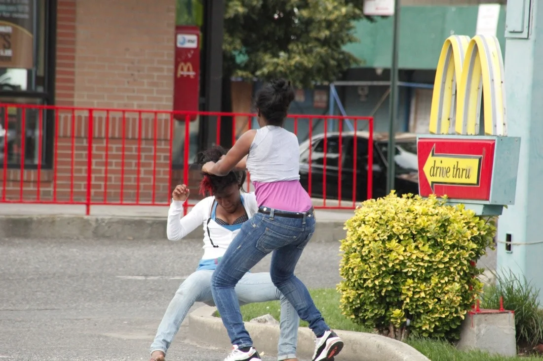 street fight 1.jpg