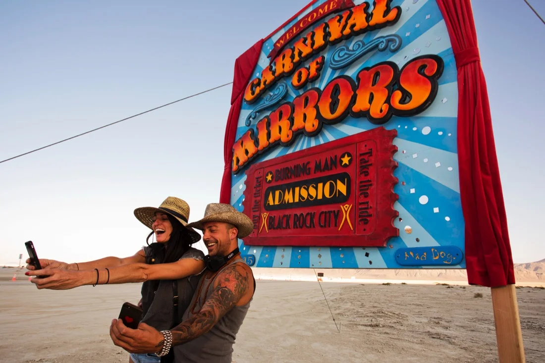 Burning Man 2015 5; Selfie Carnival Of Mirrors Sign.jpg