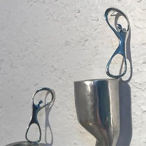 Tapley Jewelry has a new way of looking at silver. https://www.t-a-p-l-e-y.com/ Info@t-a-p-l-e-y.com
