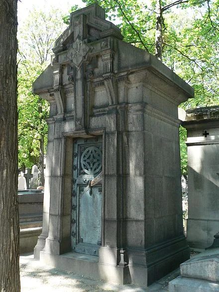 440px-Perelachaise-p1000391.jpg