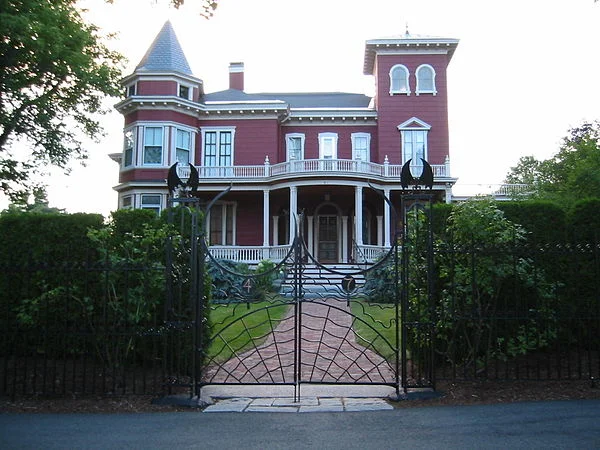 Stephen King’s house, in Bangor, Maine