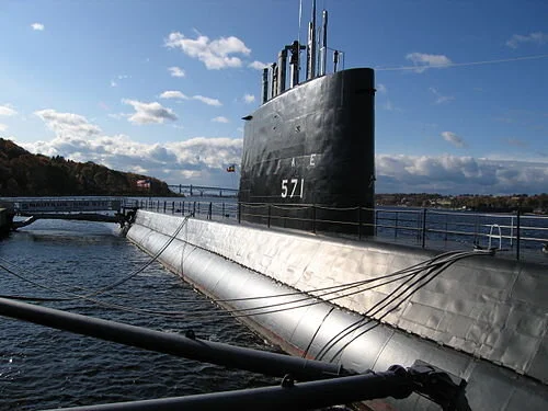 USS&nbsp;Nautilus&nbsp;moored in Groton at the Submarine Force Museum