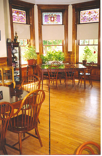 Phil Galewitz: Vt., N.H. and Maine are pushing to import Canadian drugs