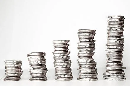440px-Money-2180330_1920.jpg
