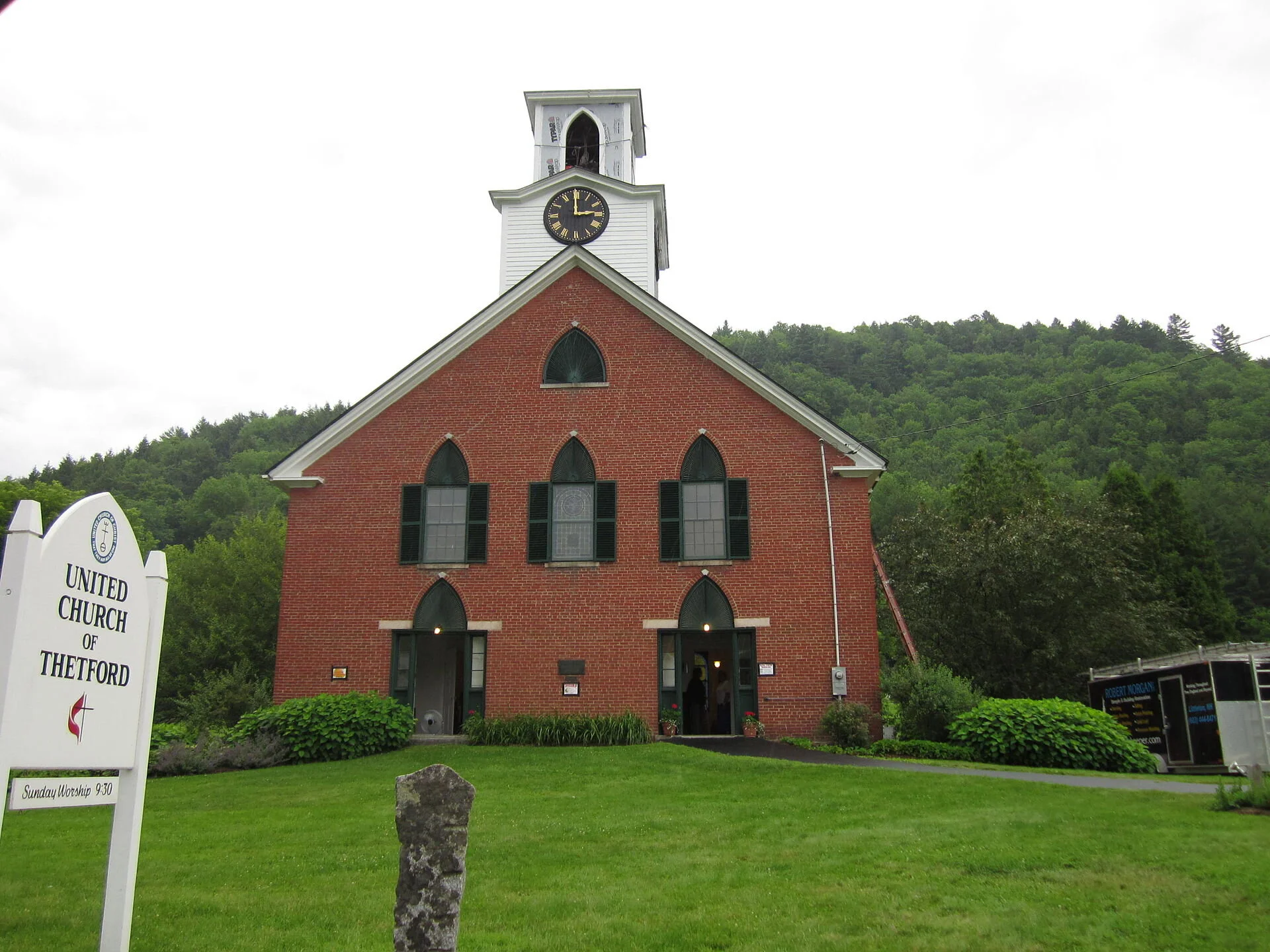 Church_in_Thetford,_Vermont.jpeg