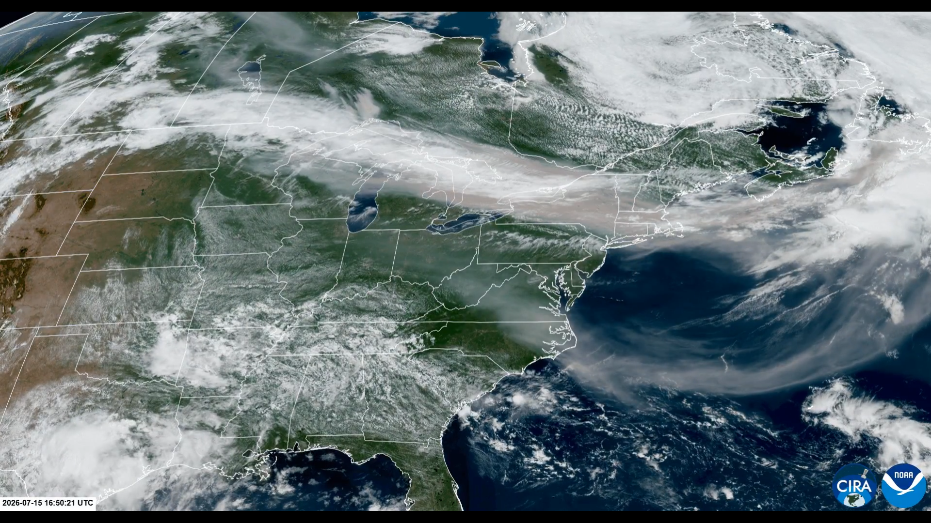 Thick_smoke_from_Canadian_wildfires_drifting_across_the_eastern_U.S.png