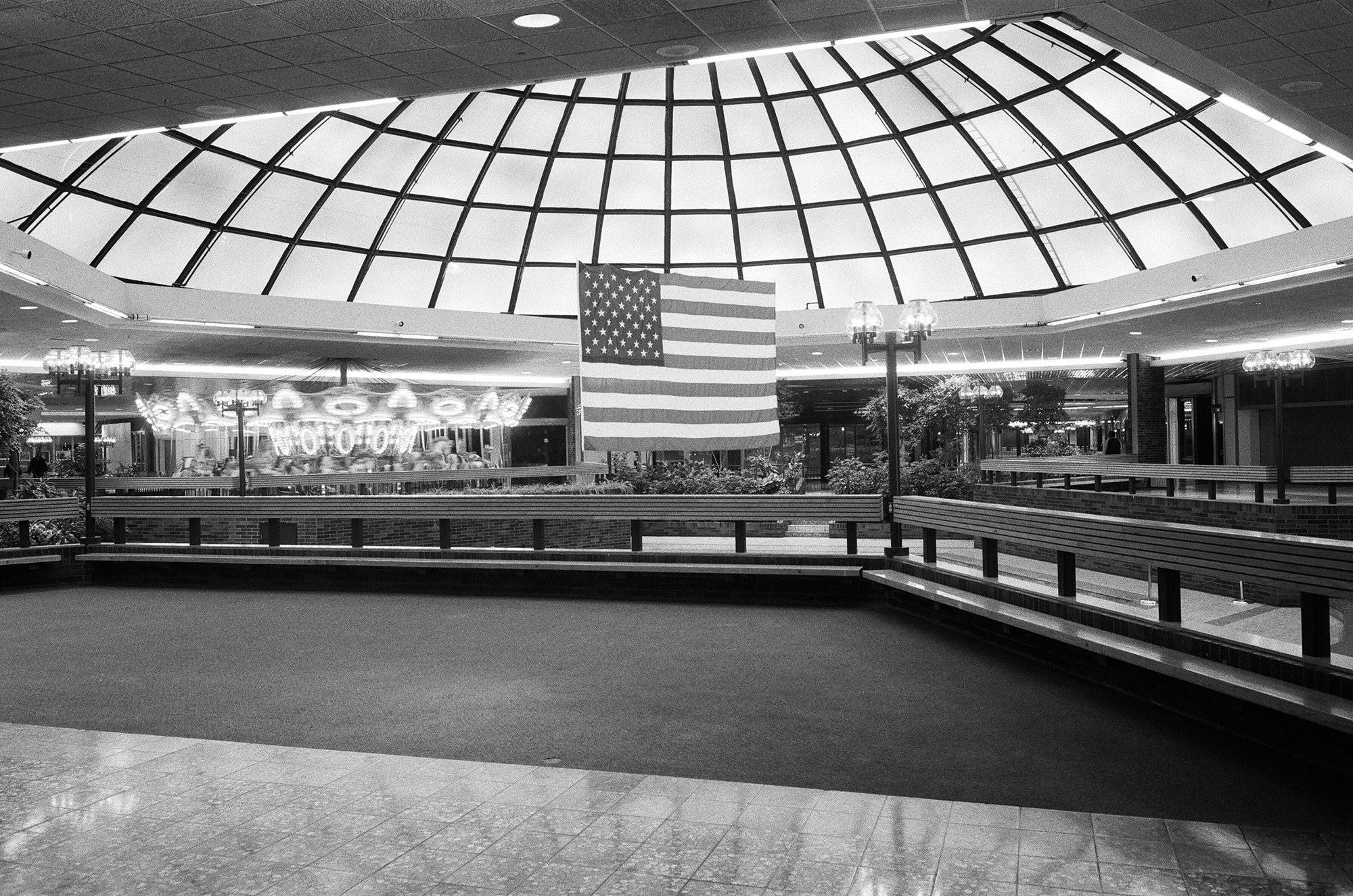   Southwyck Mall (View of Fountain), Toledo, OH, Est. 1972, Demo. 2009    2009   Analog slide shown via slide projection,&nbsp;35mm slide, dual projection with dissolve unit  Dimensions variable   American Passages, 2009–     