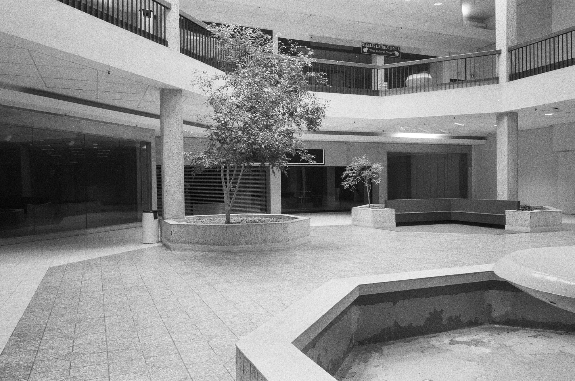   Randall Park Mall (View of Fountain, Seating Area), North Randall, OH, Est. 1976, Demo. 2014    2009   Analog slide shown via slide projection,&nbsp;35mm slide, dual projection with dissolve unit  Dimensions variable   American Passages, 2009–     