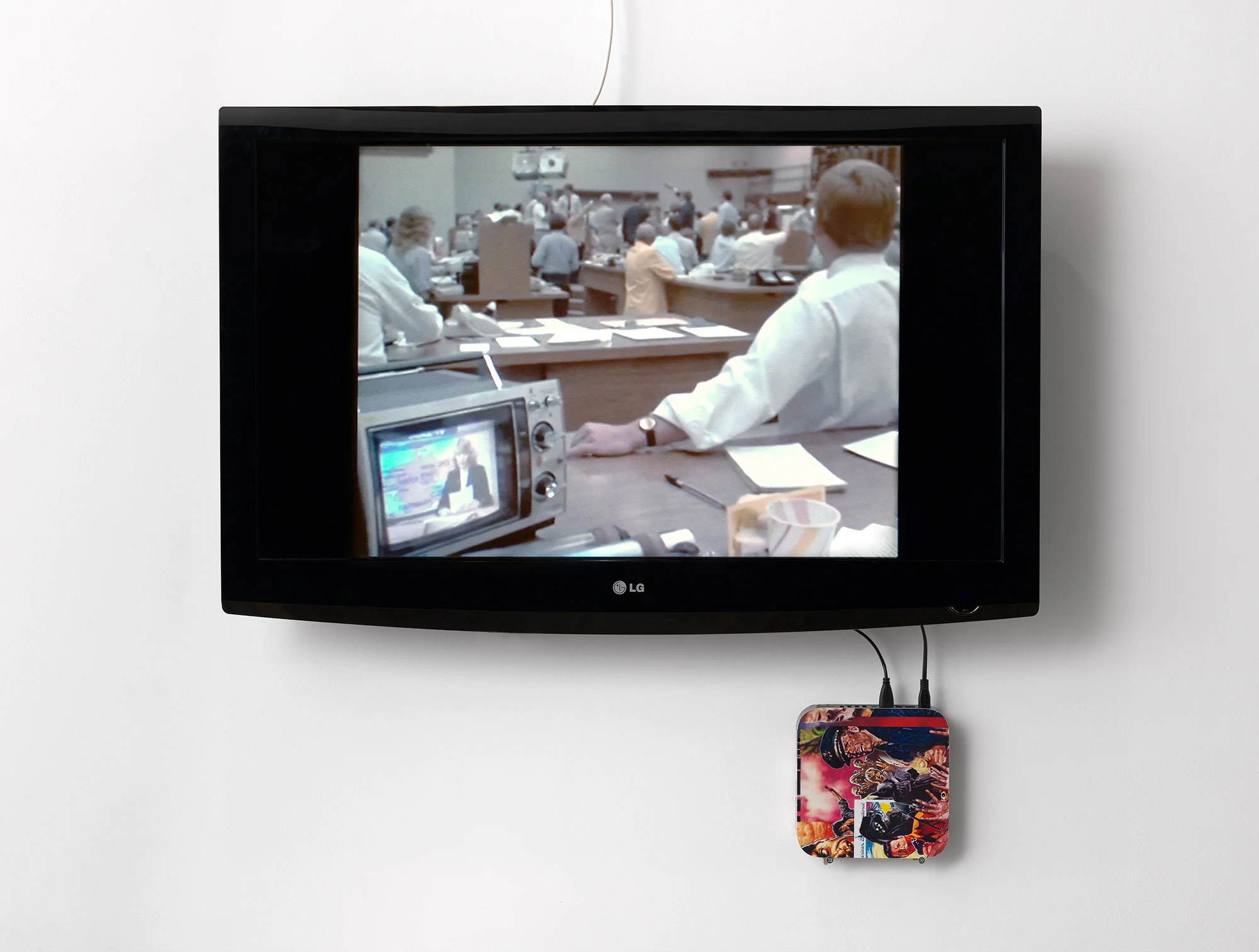 The Continuous Presents of Futures Past (post-apocalypses 1985–1959), )9591–5891 sespylacopa-tsop( tsaP serutuF fo stneserP suounitnoC ehT 2012 Fifteen commercial films from the cold war era, color offset print, Apple Mac Mini, and wireless headphones 48 hours Travel Pictures, 2012