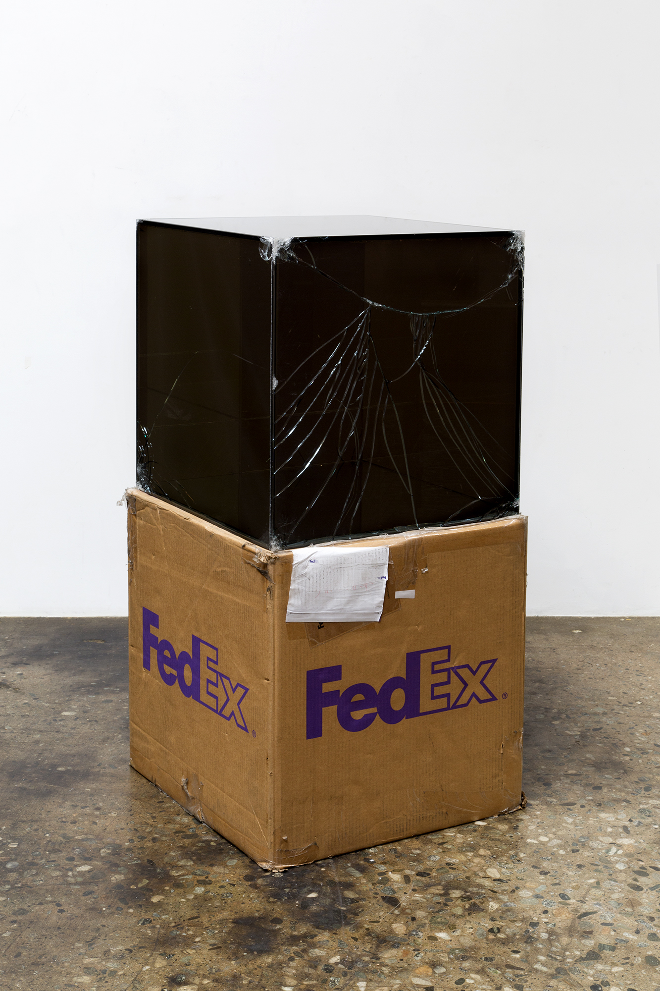   FedEx® Large Kraft Box  © 2008 FEDEX 330510 REV 6/08 GP, International Priority, Los Angeles–Tokyo trk#778608488323, March 9–13, 2017, International Priority, Tokyo–Los Angeles trk#805795452215, July 13–14, 2017    2017–   laminated Mirropane, FedE