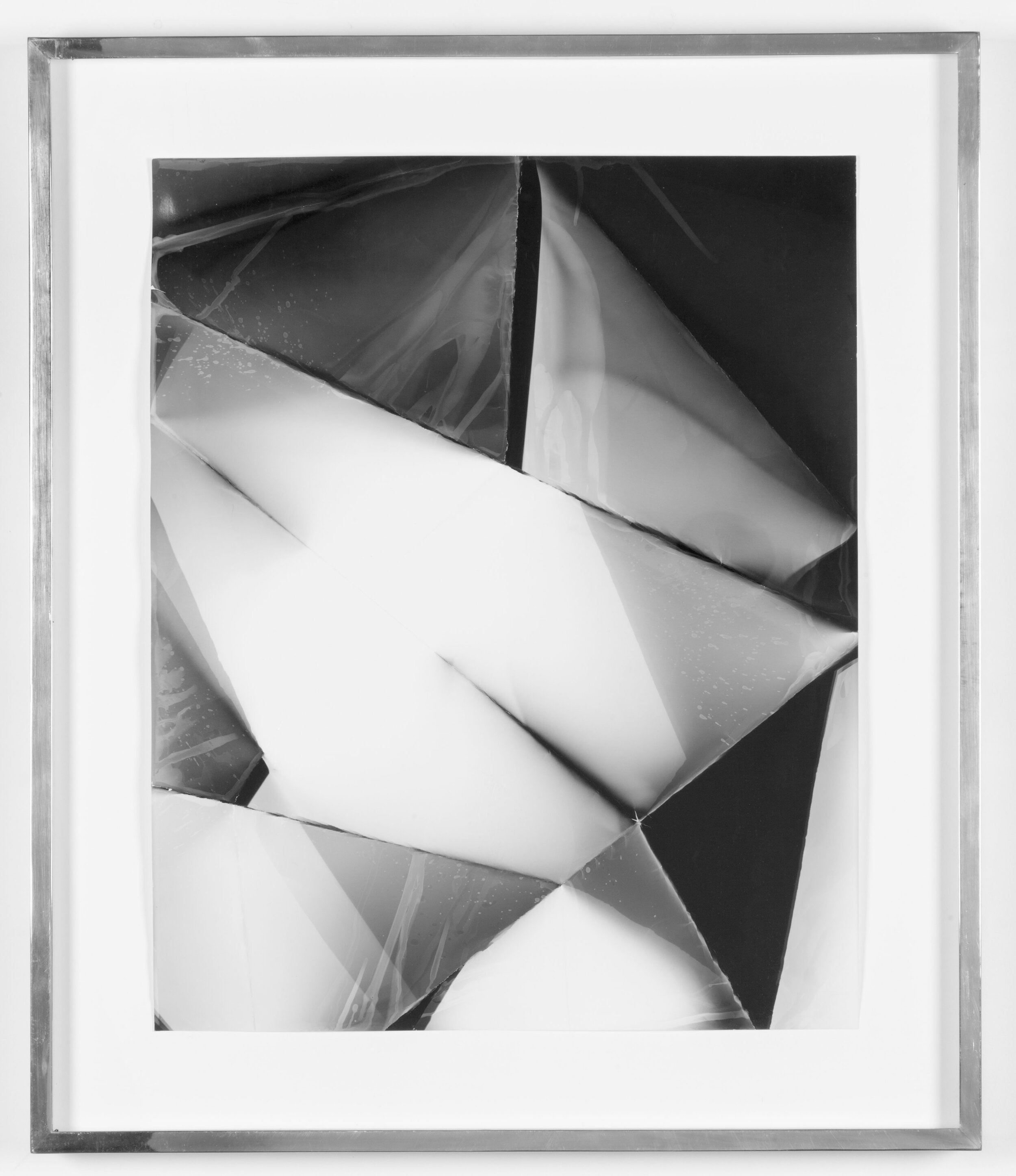   Fold (45º directional light source), December 22, 2006, Santa Clarita, California, Ilford Multigrade Fiber IV    2008   Black and white fiber based photographic paper  25 3/8 x 21 3/8 inches  Exhibition:  Musée d'art moderne et contemporain, 2019  