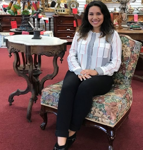 VERONICA DE LA TORRE Brings expertise to in-store layout. Assists with online inventory management and sales. 