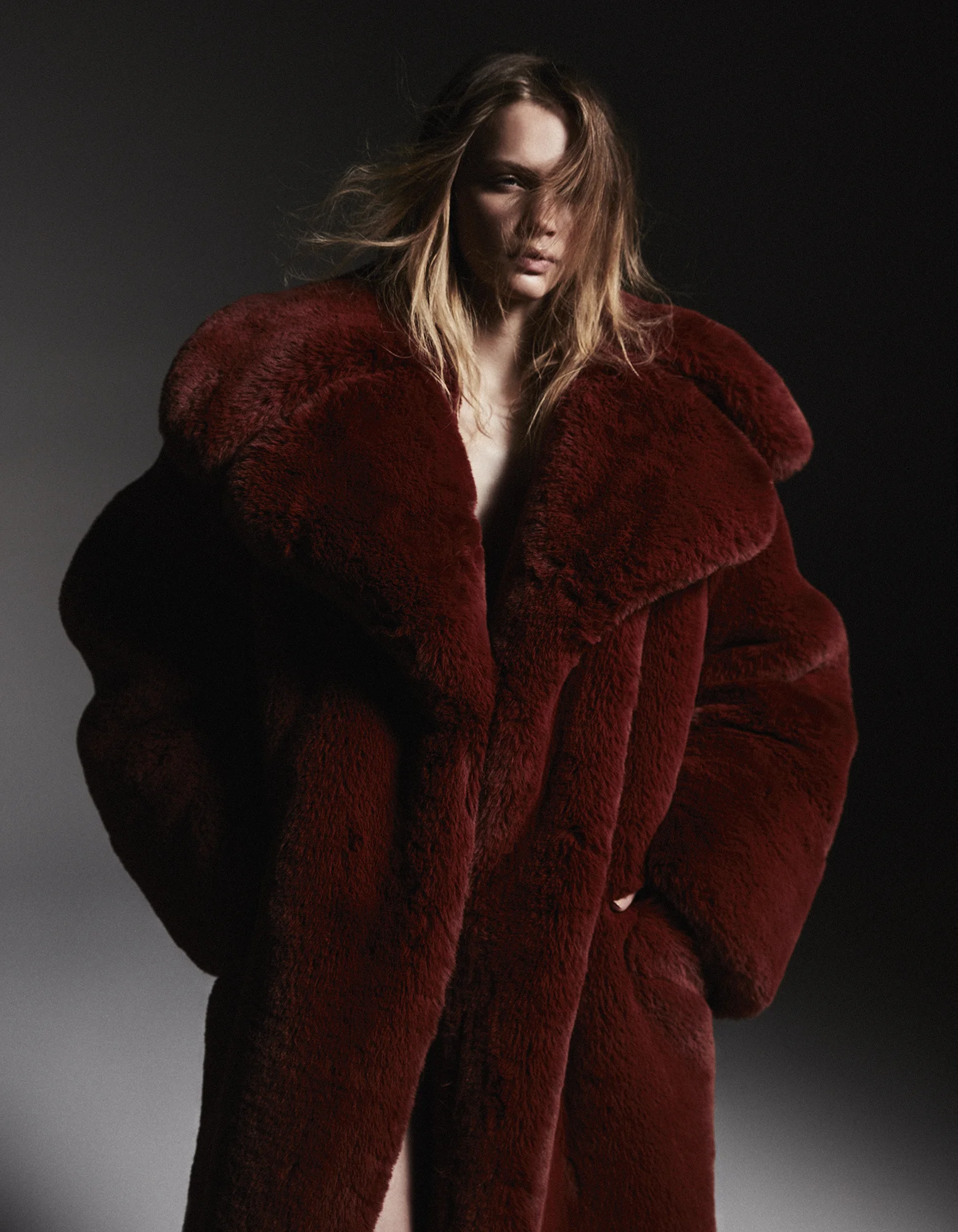 4896_VogueSept_02_0021_V2web.jpg