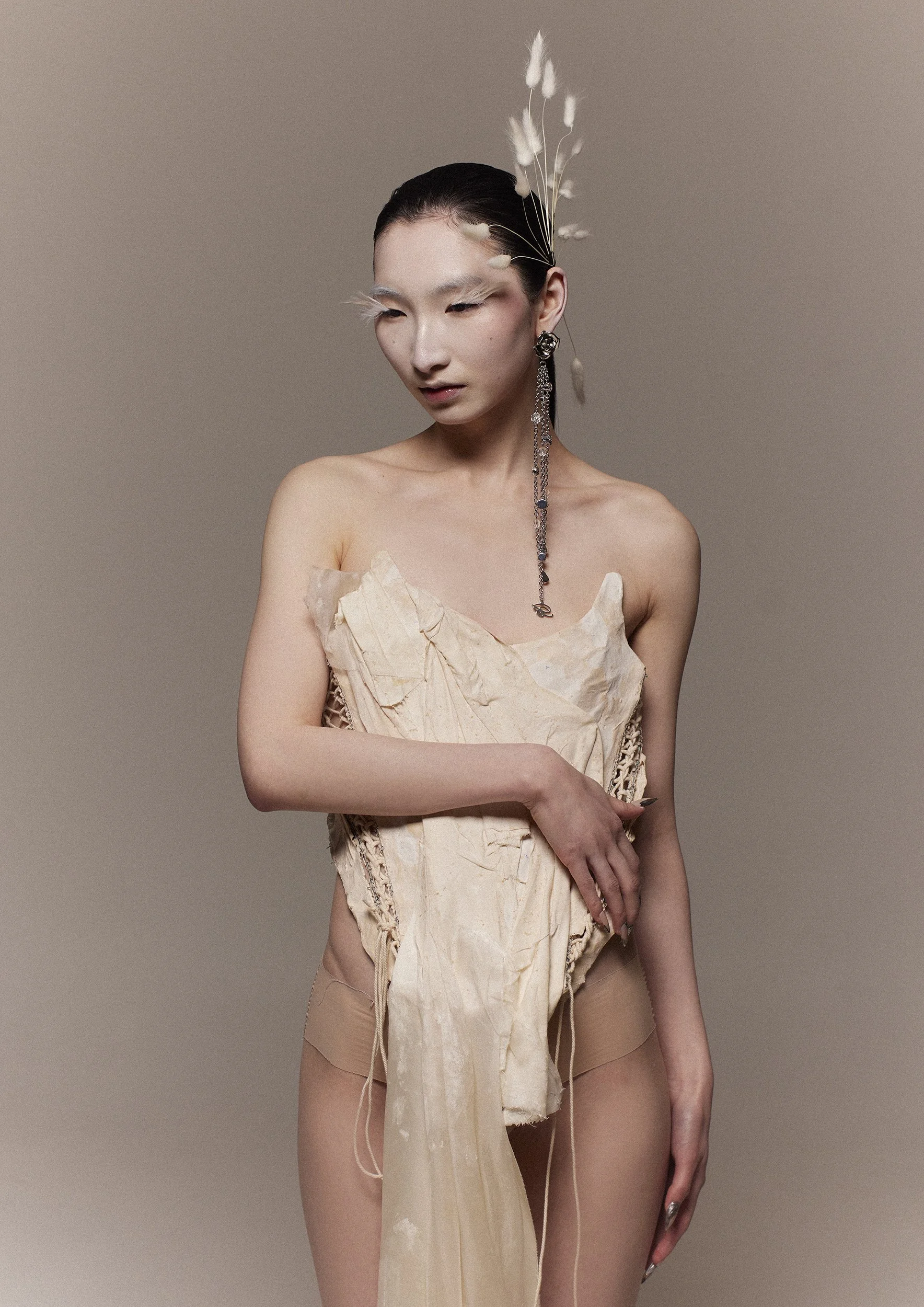 APART-DIVINELOVE2875Final copy.JPG