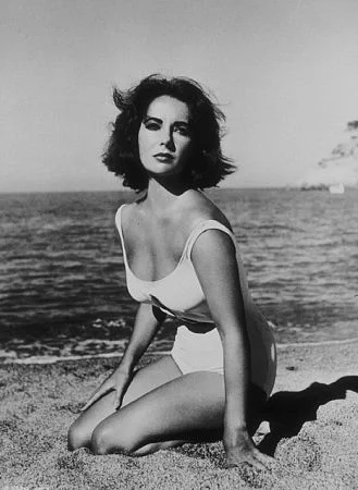 liz taylor.jpg