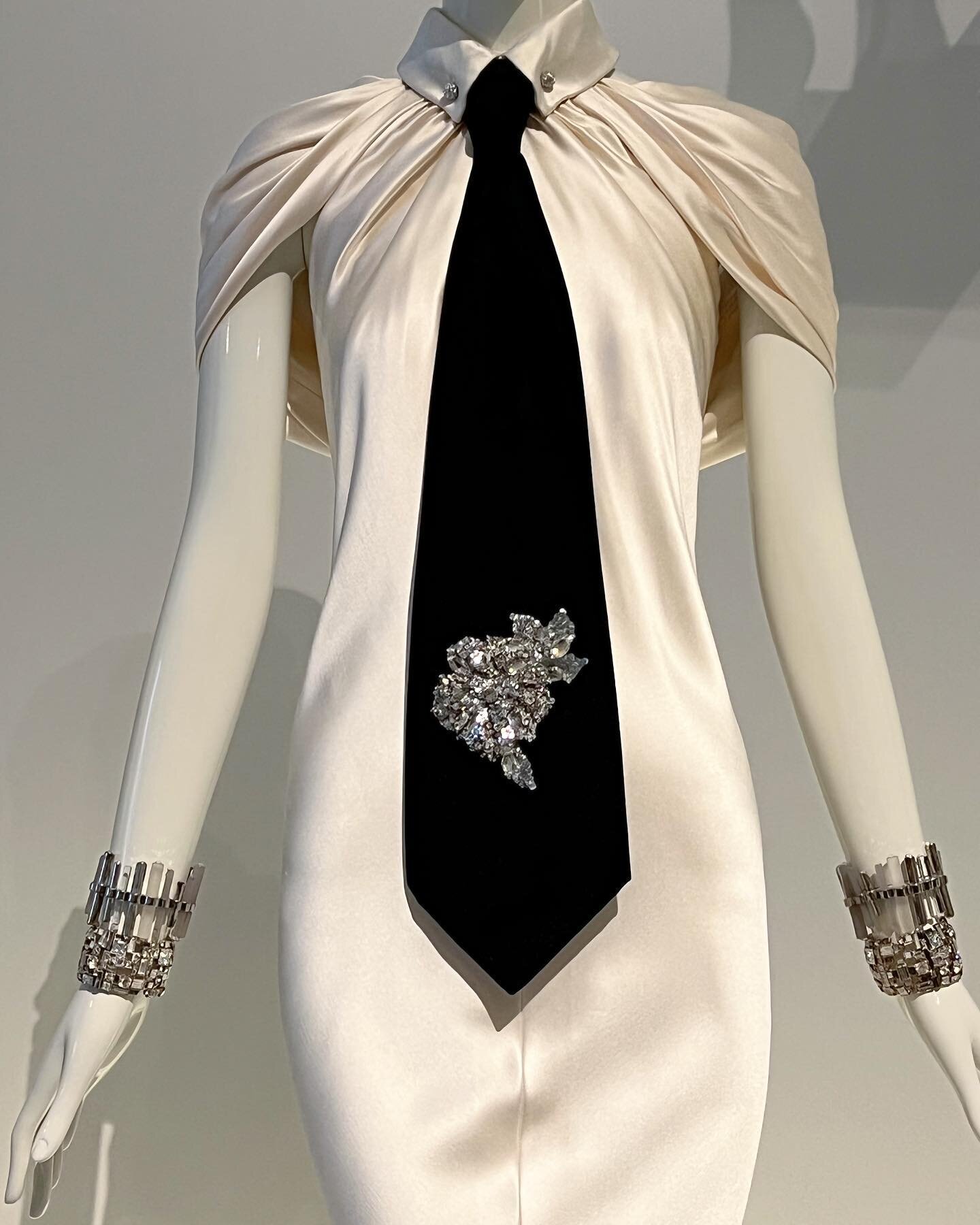 Details from @metmuseum fashion exhibit &ldquo;Karl Lagerfeld: A Line of Beauty&rdquo;