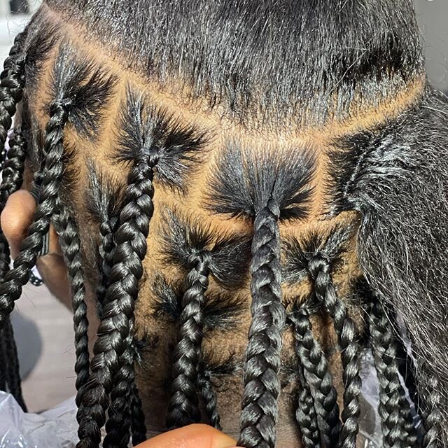 Smedium Braids by @illphashion | $185 + hair | shampoo &amp; blow dry included | 4 - 4 1/2 hour service depending on thickness of the client&rsquo;s hair. #knotlessbraids #atlbraider #anshairstudio #protectivestyles #atlantahair #gwinnetthair #natura