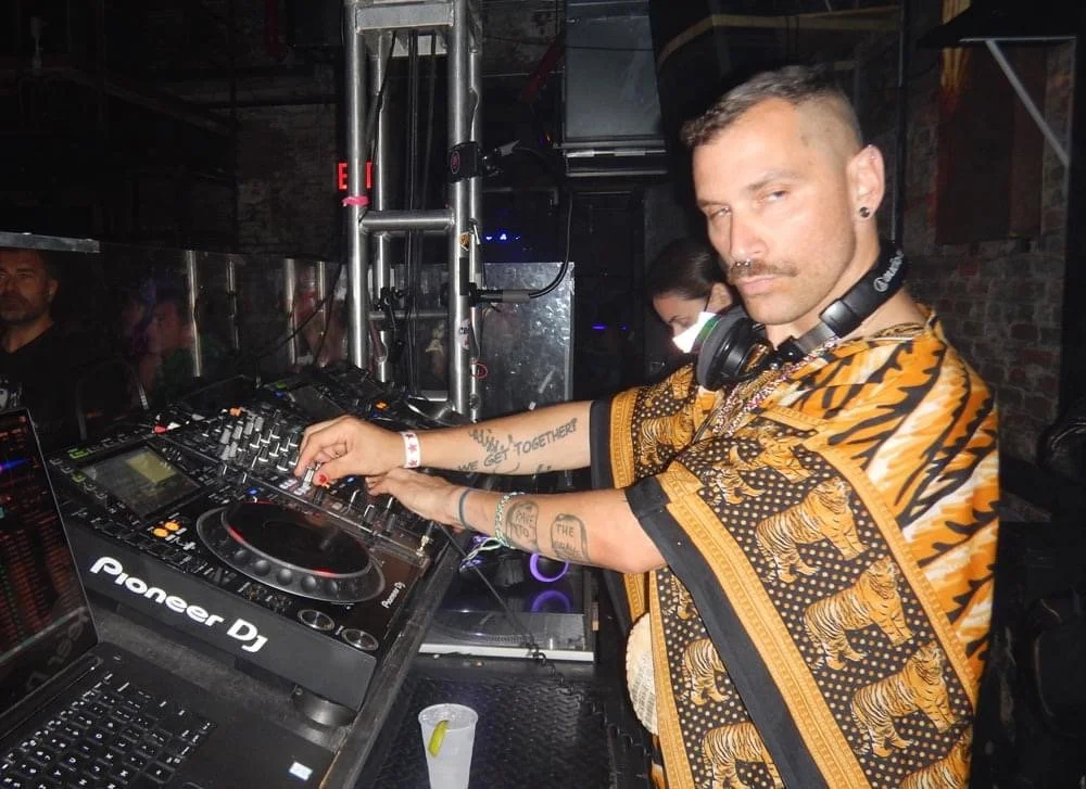 Kostume Kult Freakkshow 2021 Karynval 27; Vito Fun DJing.JPG