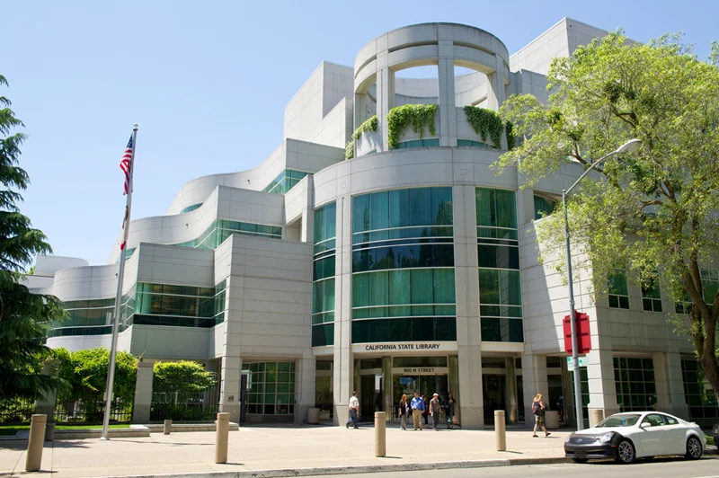 The California State Library at 900 N St, Room 200 in Sacramento (pic © CA State Library)