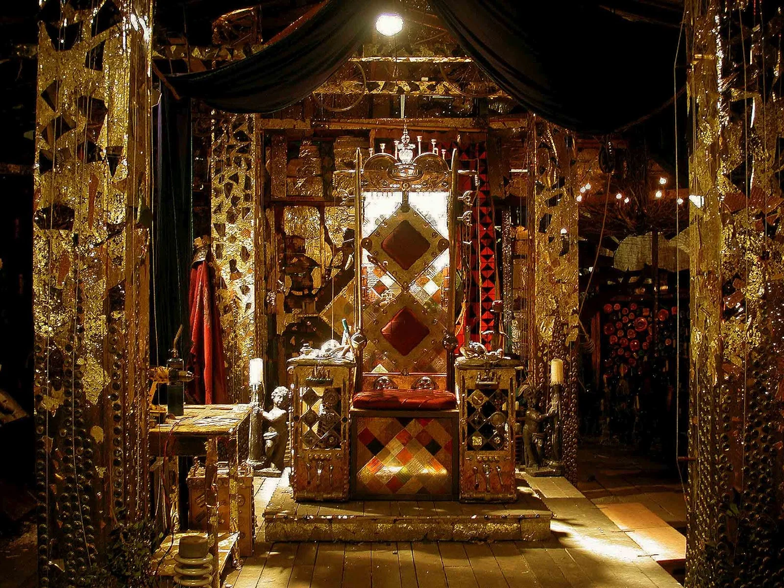 NEVERWAS-CASTLE INTERIOR 2.jpg