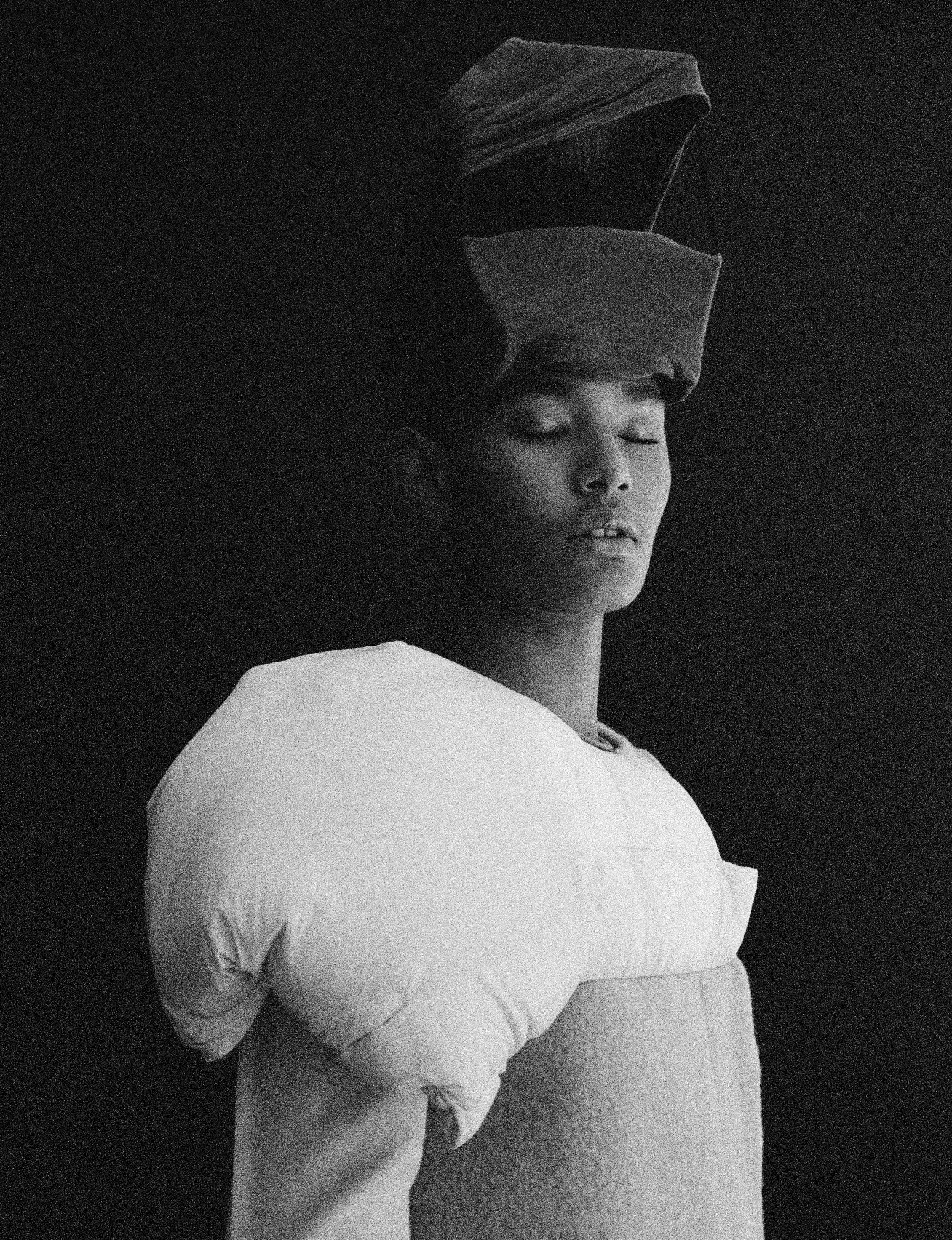 HEROINE_7_RICK_OWENS_Page_3_Image_0002.jpg