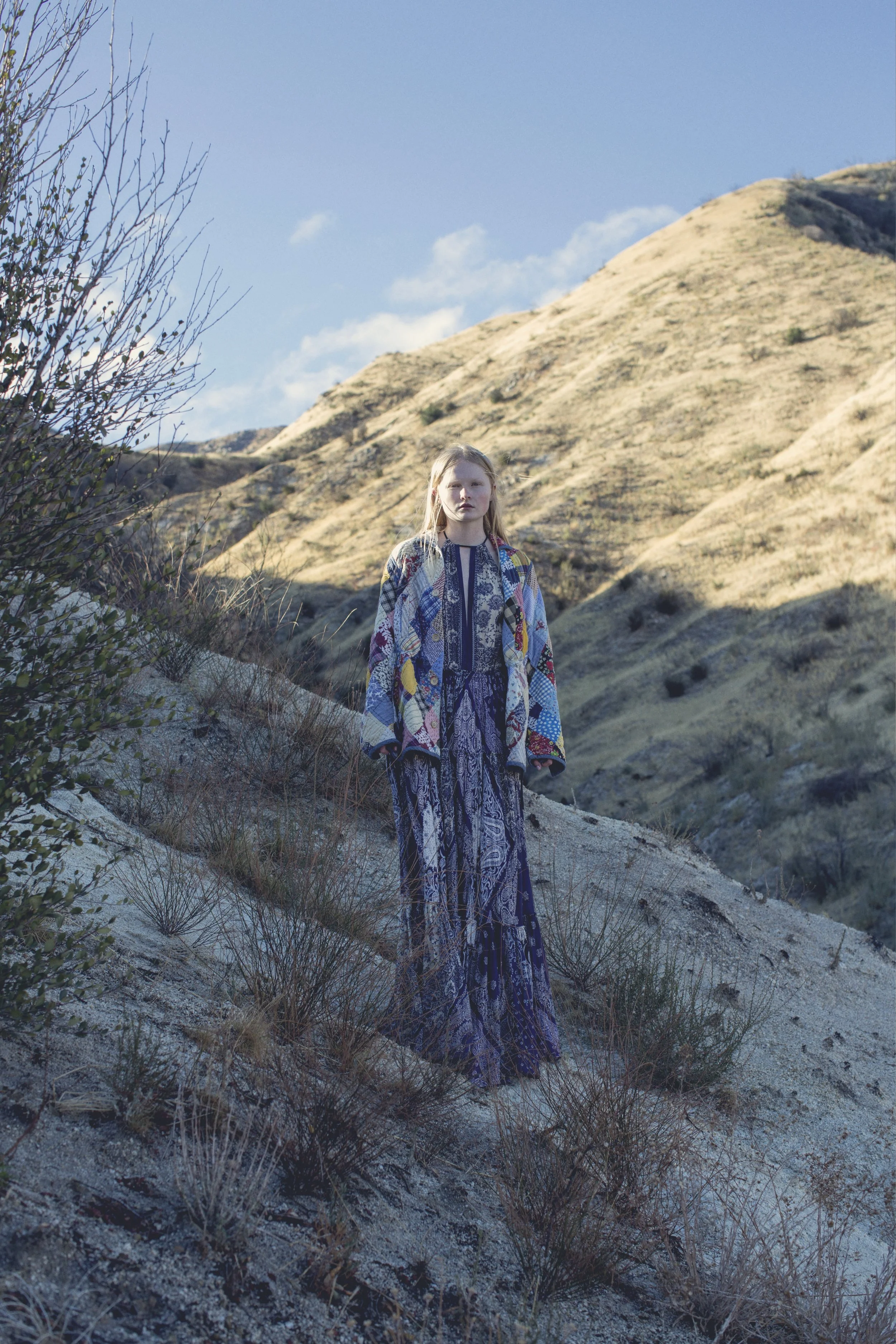 10 MAGAZINE 10.jpg