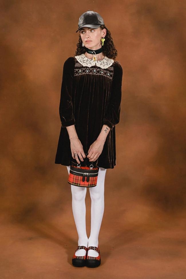 COACH RESORT 2023 12.jpg