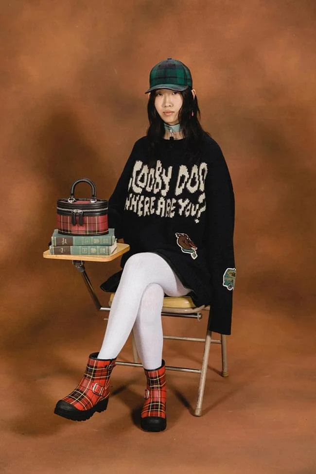 COACH RESORT 2023 18.jpg