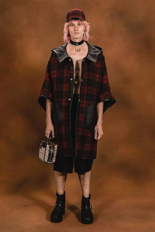 COACH RESORT 2023 26.jpg